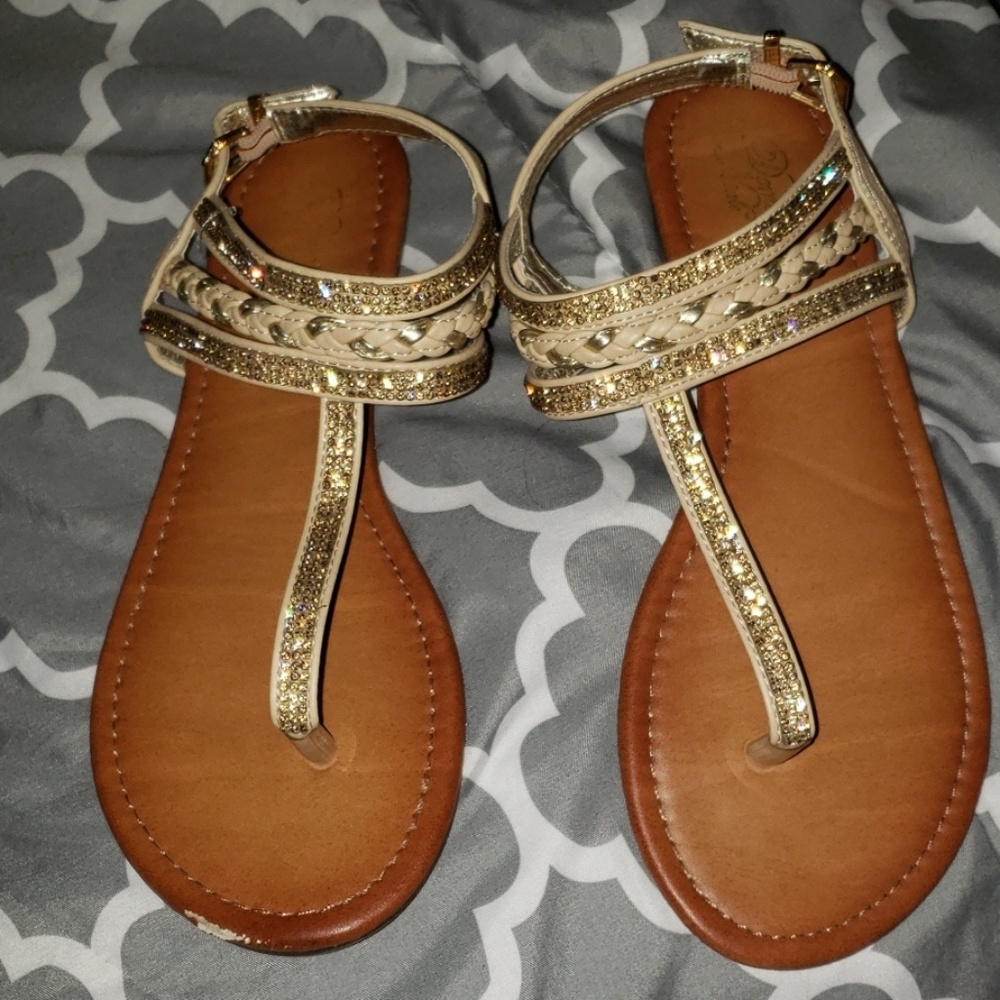 Summer sandals